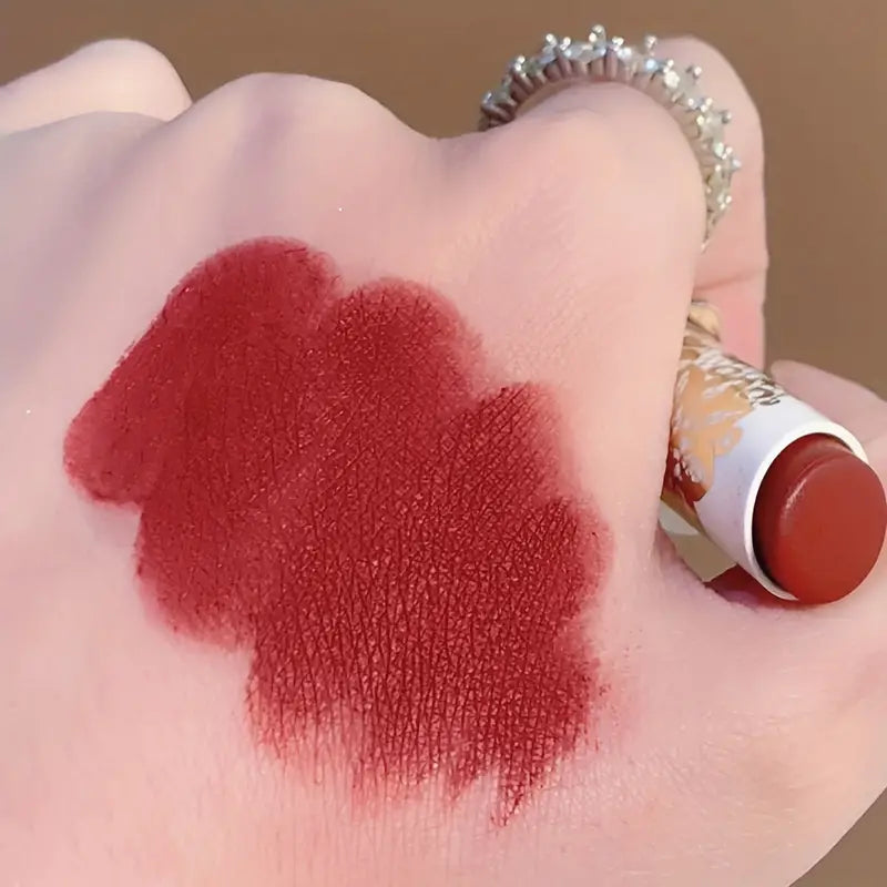 Lace-Embossed Velvet Matte Lipstick